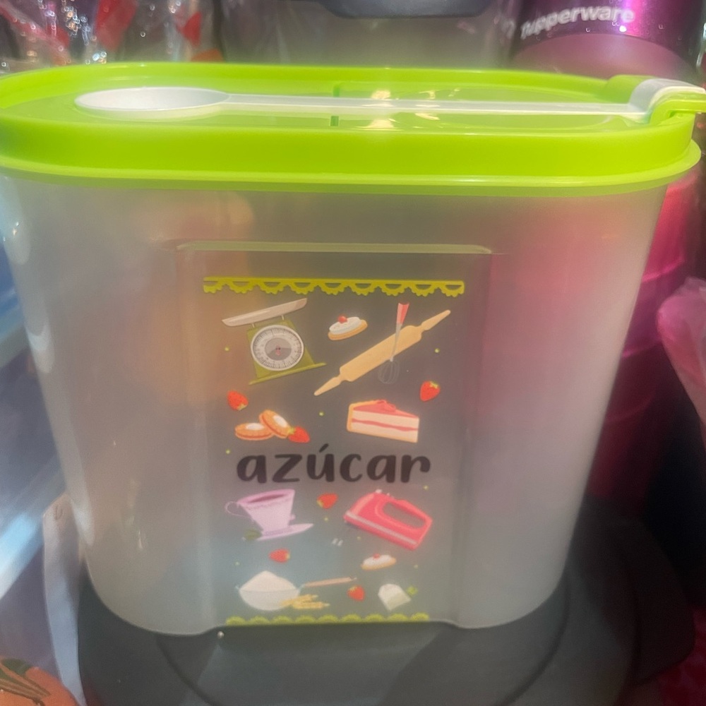 Tupperware Sugar Container with Green Lid